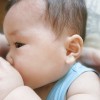 赤ちゃんのアレルギーは母乳が原因って本当？検査はいつからできる？